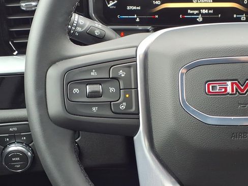 Certified 2026 GMC Sierra 1500 Elevation image 12