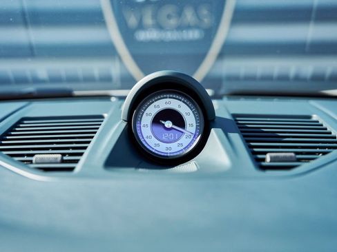 Used 2021 Porsche 911 Turbo S image 71