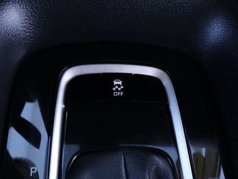 Certified 2025 Toyota Corolla LE w/ LE Premium Package image 32