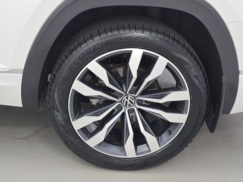 Certified 2023 Volkswagen Atlas SEL Premium image 35