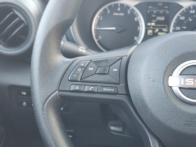 Used 2025 Nissan Kicks Play S FWD image 28
