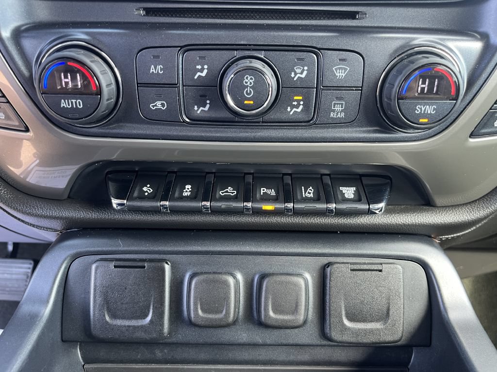 Used 2017 Chevrolet Silverado 3500 High Country w/ Duramax Plus Package AWD/4WD image 30