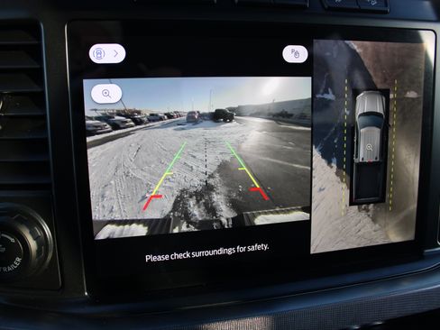 Used 2024 Ford F350 Platinum w/ FX4 Off-Road Package image 28