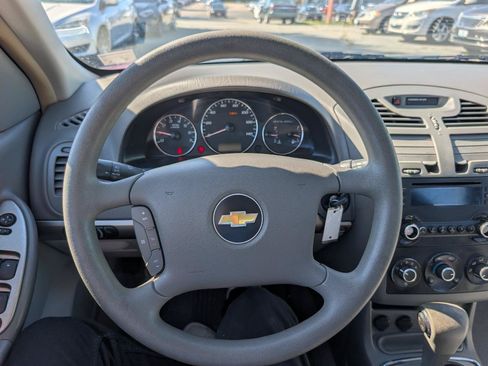 Used 2007 Chevrolet Malibu LS FWD image 15
