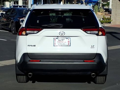 Certified 2023 Toyota RAV4 LE image 9