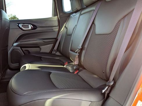 New 2026 Jeep Compass Latitude image 28