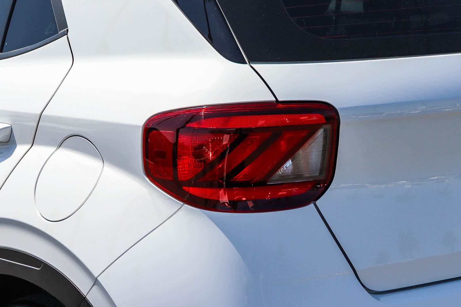 Used 2024 Hyundai Venue SEL FWD image 11