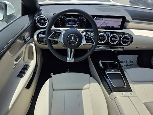 Used 2025 Mercedes-Benz CLA 250 image 4