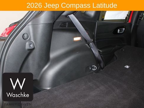 Used 2026 Jeep Compass Latitude w/ Quick Order Package 29K AWD/4WD image 16