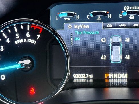 Used 2020 Ford Expedition Limited image 13