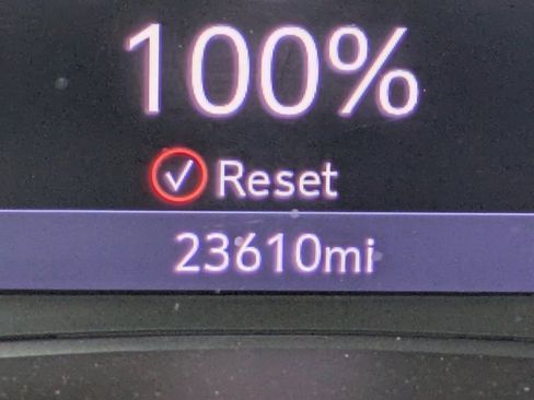 Used 2022 GMC Terrain SLT image 24