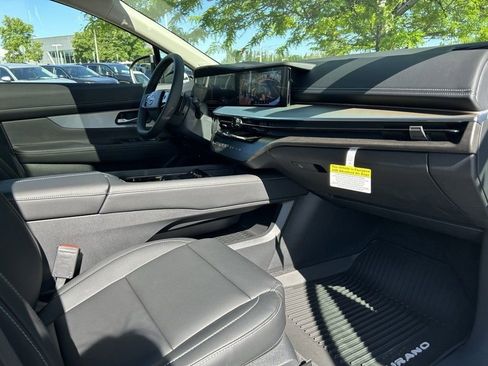 New 2025 Nissan Murano SL image 27