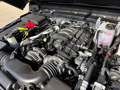 New 2026 Jeep Gladiator Sport image 25