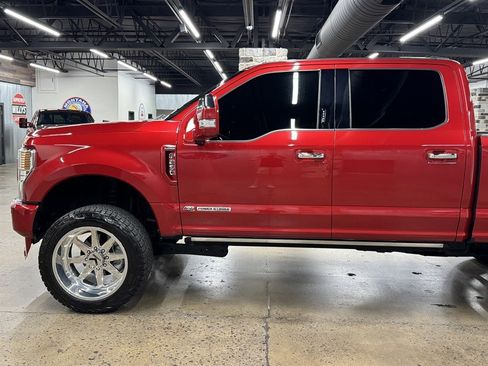 Used 2020 Ford F250 Platinum image 5