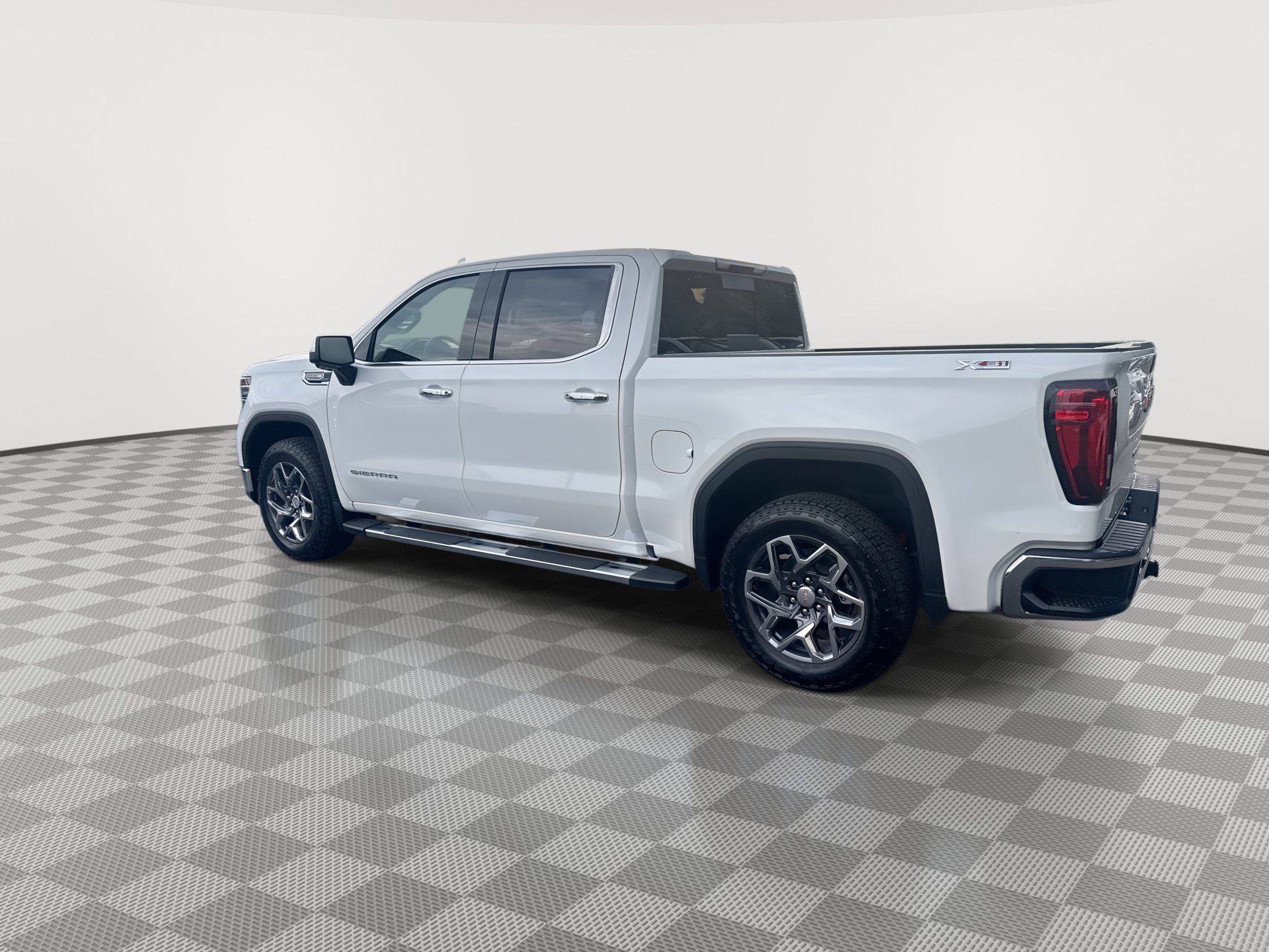 New 2026 GMC Sierra 1500 SLT w/ SLT Premium Plus Package AWD/4WD image 6