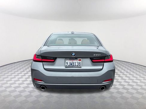 Used 2024 BMW 330i Sedan w/ Convenience Package RWD image 5