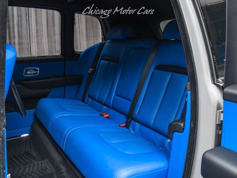 Used 2023 Rolls-Royce Cullinan image 30