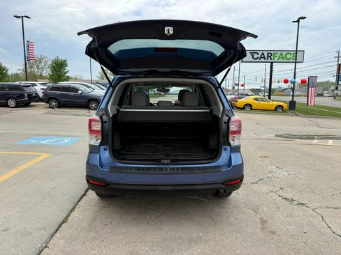 Used 2018 Subaru Forester 2.5i Premium w/ All-Weather Package AWD/4WD image 11