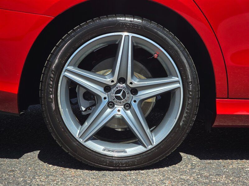 Used 2019 Mercedes-Benz E 300 w/ Premium 1 Package image 36