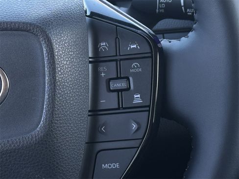 Used 2024 Toyota Prius Limited image 14