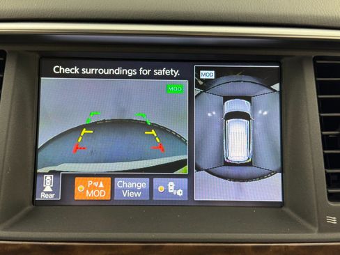 Used 2020 Nissan Armada SL w/ Premium Package image 28