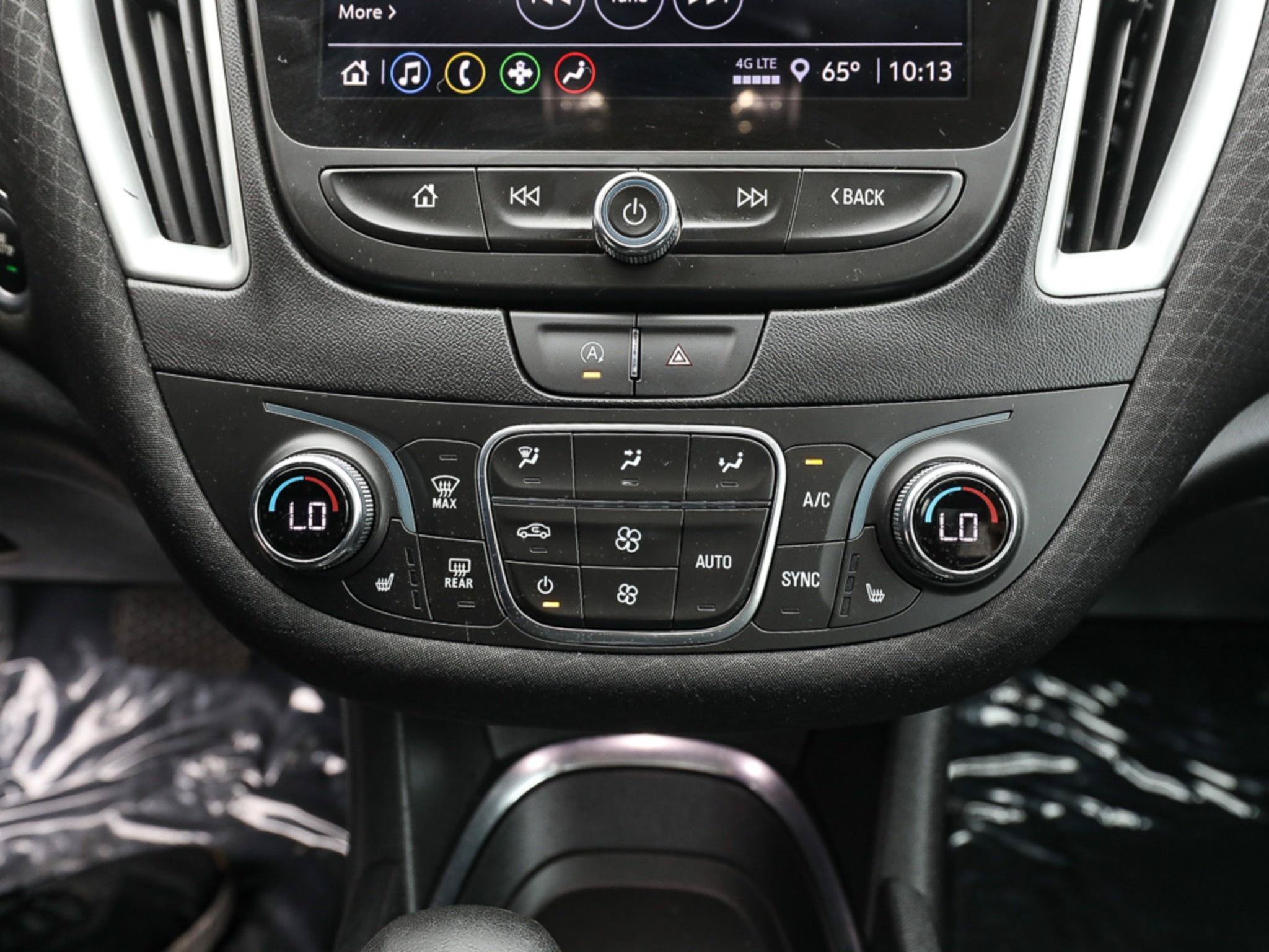 Used 2024 Chevrolet Malibu LT FWD image 17