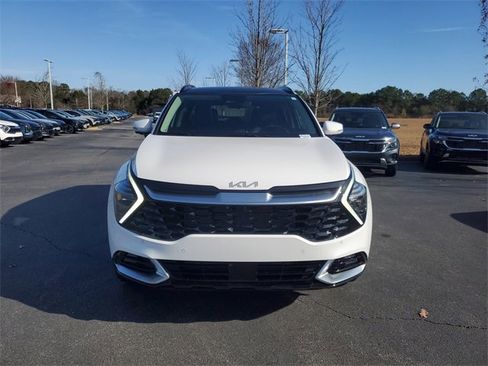 Certified 2024 Kia Sportage SX image 2