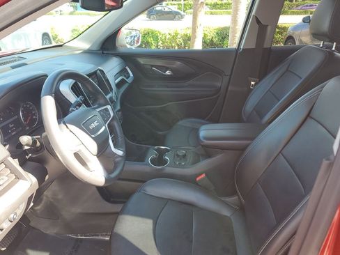 Certified 2022 GMC Terrain SLT image 21