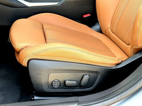 Certified 2024 BMW 330i Sedan RWD image 12
