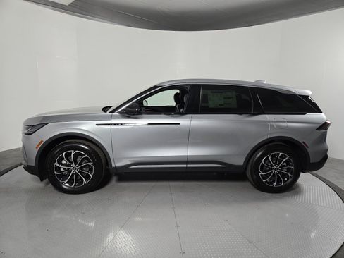 New 2026 Lincoln Nautilus Premier w/ Equipment Group 102A image 8