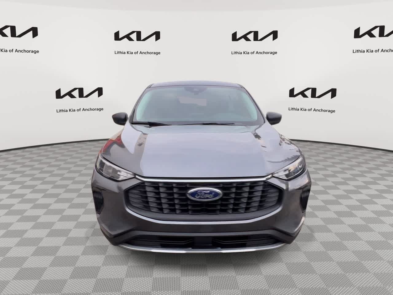 Used 2025 Ford Escape Active AWD/4WD image 4