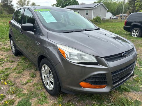 Used 2013 Ford Escape S FWD image 3