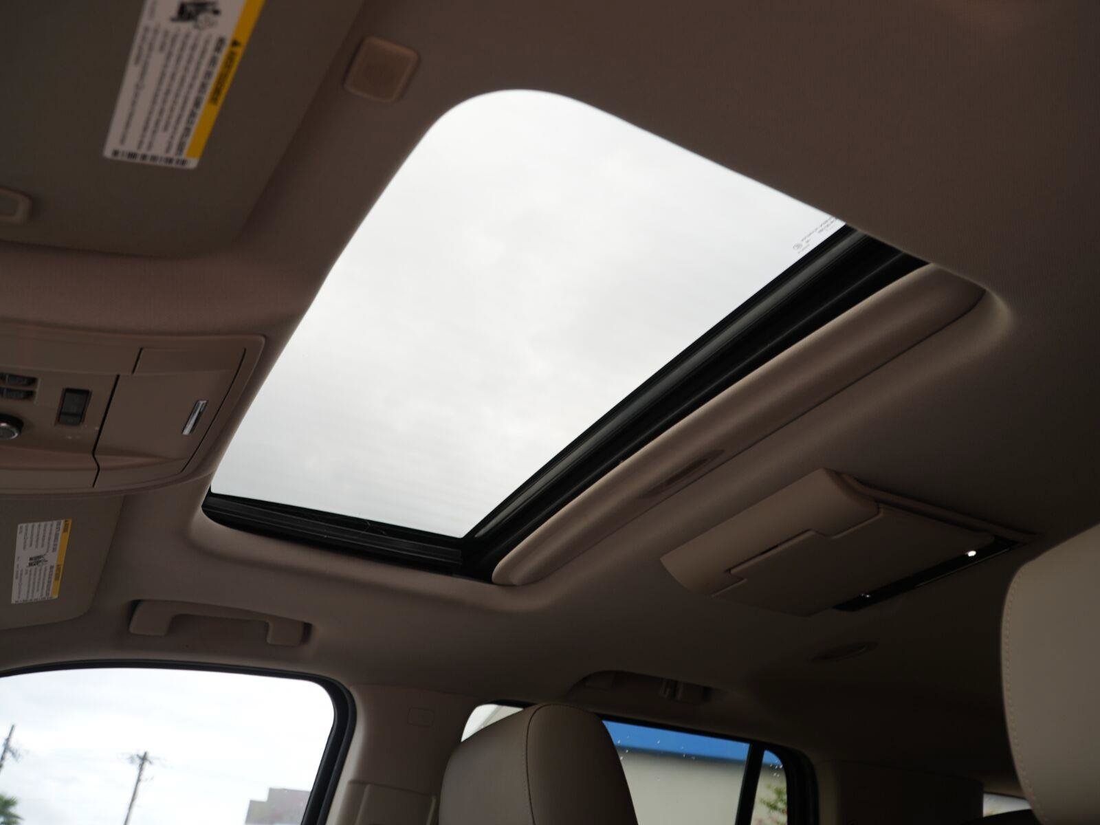 Used 2017 Chevrolet Tahoe LT RWD image 9