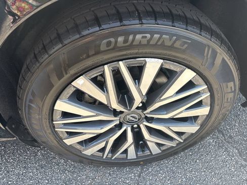 Used 2025 Nissan Altima 2.5 SV FWD image 9