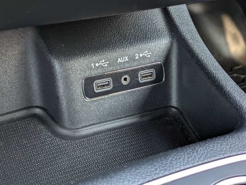 Used 2020 Dodge Durango SXT w/ 3rd Row Seating Group AWD/4WD image 21