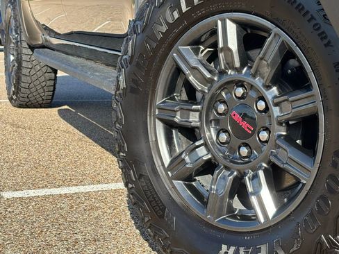 Used 2026 GMC Sierra 1500 AT4X image 2