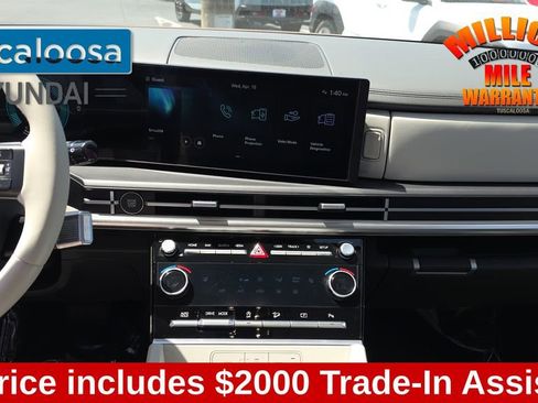 Used 2025 Hyundai Santa Fe SEL image 26