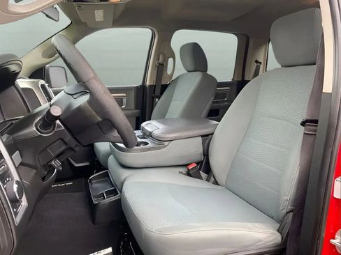Used 2020 RAM 1500 Classic SLT RWD image 17