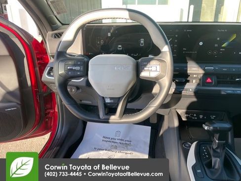 Used 2025 Kia K4 GT-Line w/ GT-Line Premium Package image 18