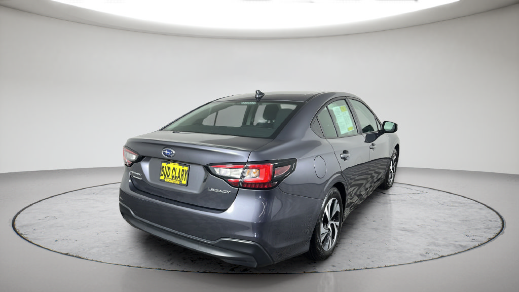 Used 2025 Subaru Legacy Premium AWD/4WD image 9