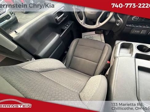 Used 2022 Chevrolet Silverado 1500 Custom AWD/4WD image 12