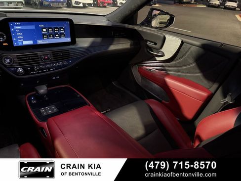 Used 2023 Lexus LS 500 F Sport w/ Cold Weather Package (CK) image 23