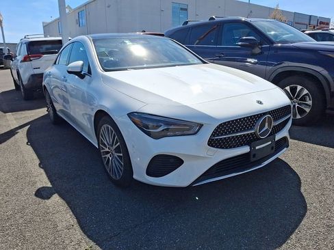 Used 2025 Mercedes-Benz CLA 250 4MATIC image 5