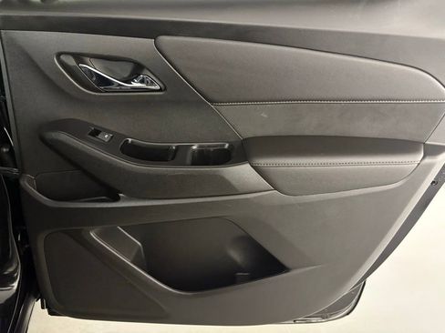 Used 2023 Chevrolet Traverse High Country w/ LPO, Floor Liner Package image 47