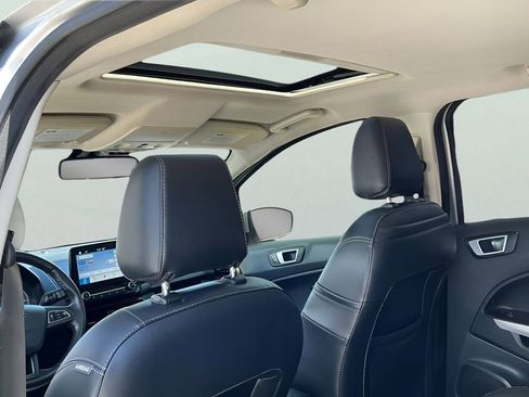Used 2018 Ford EcoSport Titanium FWD image 20
