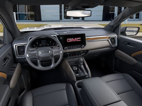 New 2026 GMC Canyon Denali AWD/4WD image 15