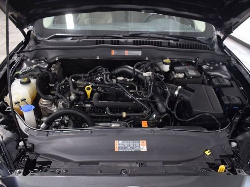 Used 2020 Ford Fusion SE image 35