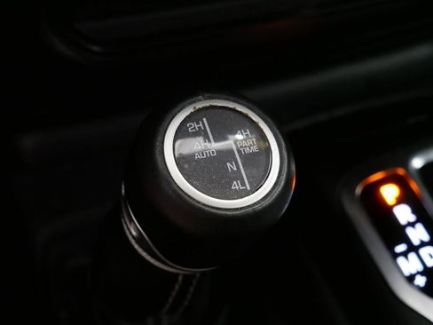 Certified 2022 Jeep Wrangler Unlimited Sahara w/ Cold Weather Group image 40