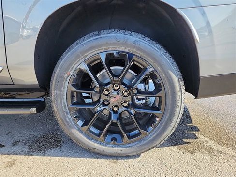 New 2026 GMC Yukon XL Denali image 30