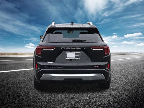 New 2026 GMC Terrain Denali w/ LPO, Floor Liner Package AWD/4WD image 18
